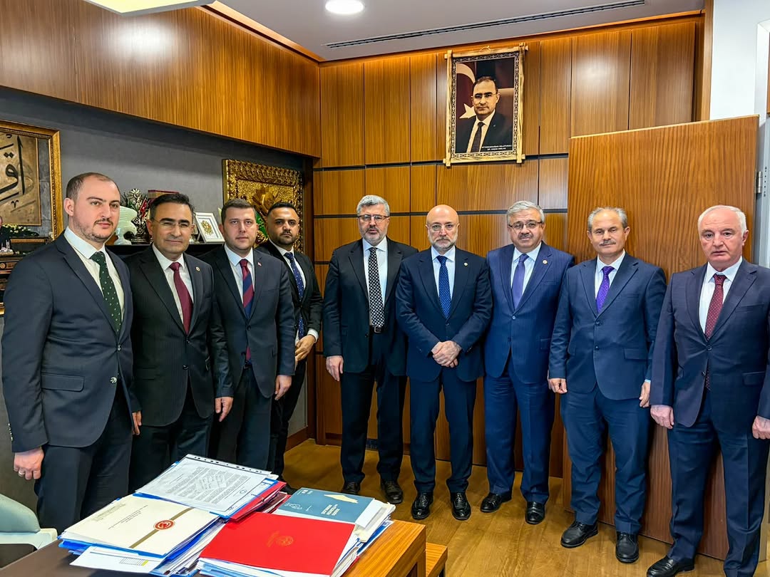 AK Parti Afyonkarahisar İl Başkanlığı TBMM Ziyareti Hakkında Açıklamalarda Bulundu