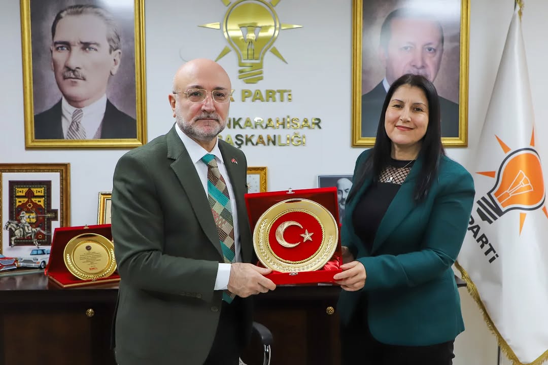 AK Parti Afyonkarahisar İl Başkanlığı, Ulusal Otizm Konfederasyonu Genel Başkanı'nı Ağırladı