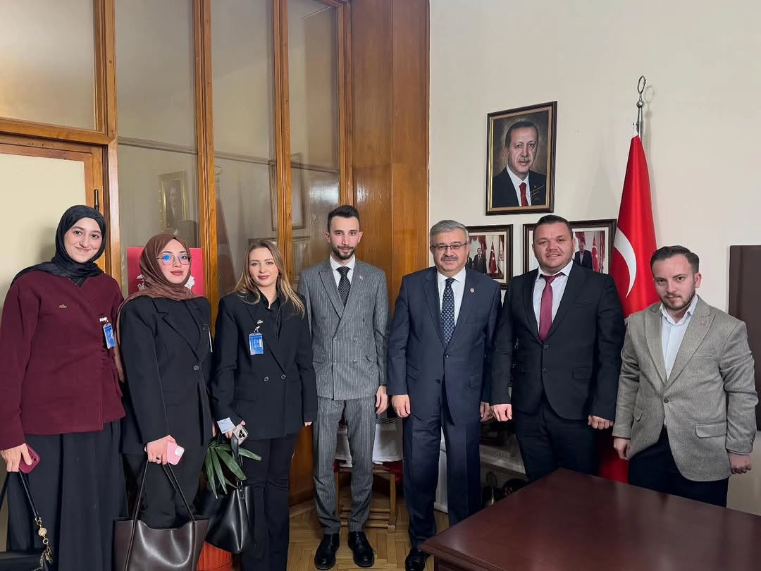 AK Parti Afyonkarahisar İl Gençlik Kolları Başkanı İbrahim Yurdunuseven'i Ziyaret Etti