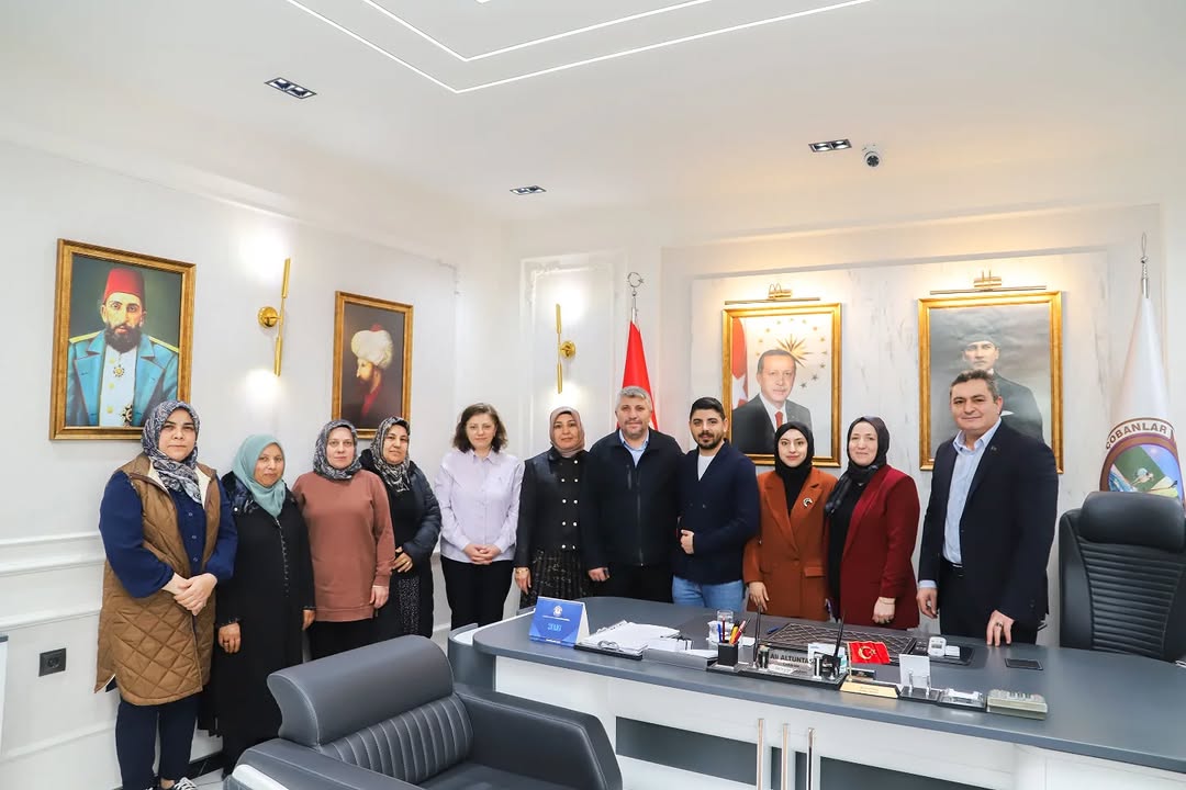 AK Parti Afyonkarahisar İl Kadın Kolları Bağımlılıkla Mücadele Programı Düzenledi