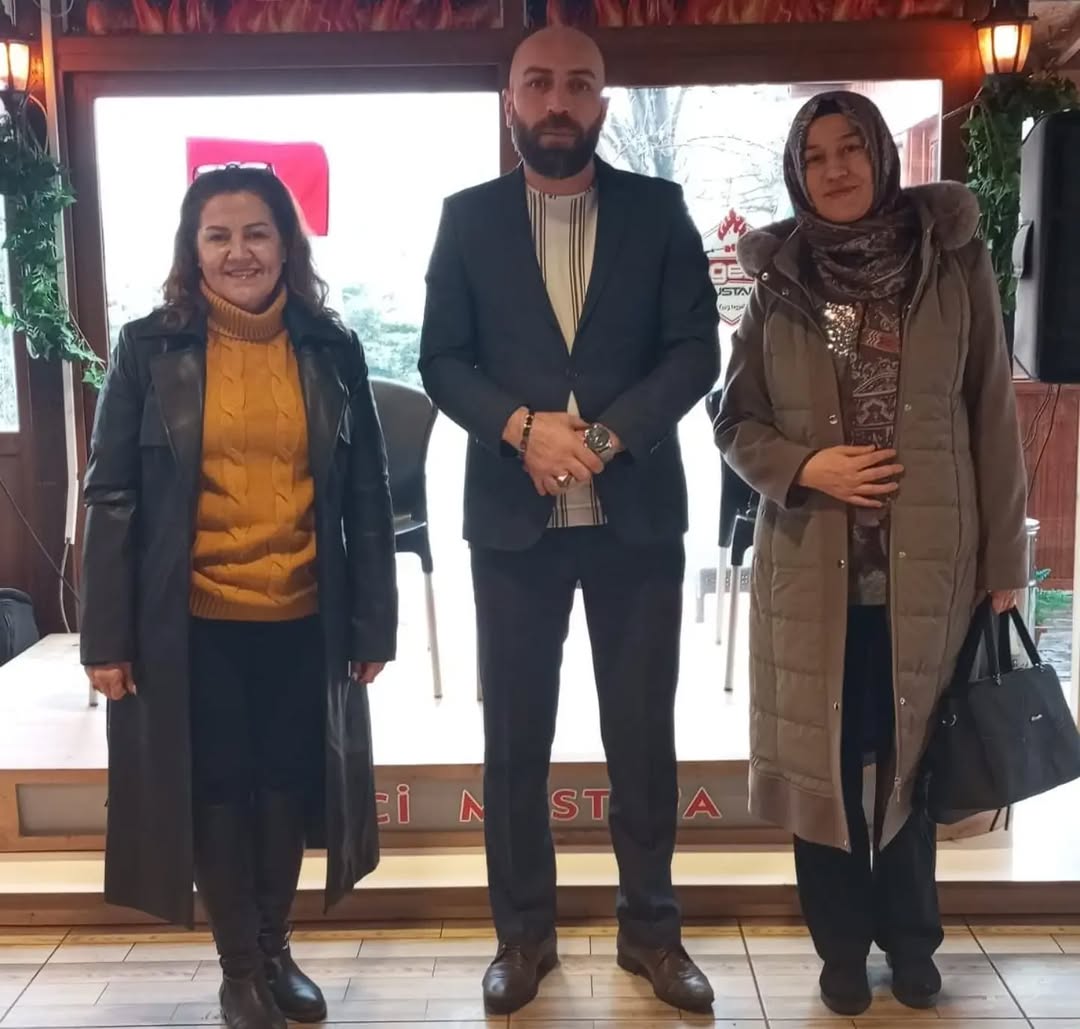 AK Parti Afyonkarahisar İl Kadın Kolları'ndan Esnaf Ziyareti