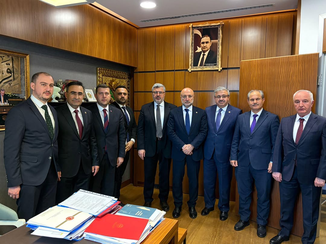 Ak Parti Afyonkarahisar Milletvekili Ali Özkaya, İbrahim Yurdunuseven ve Hasan Arslan ile Bir Araya Geldi