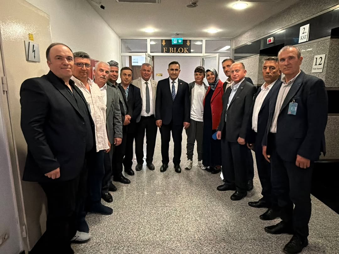 Ak Parti Afyonkarahisar Milletvekili Hasan Arslan'dan Önemli Ziyaret: İhsaniye Yöneticileri TBMM'de
