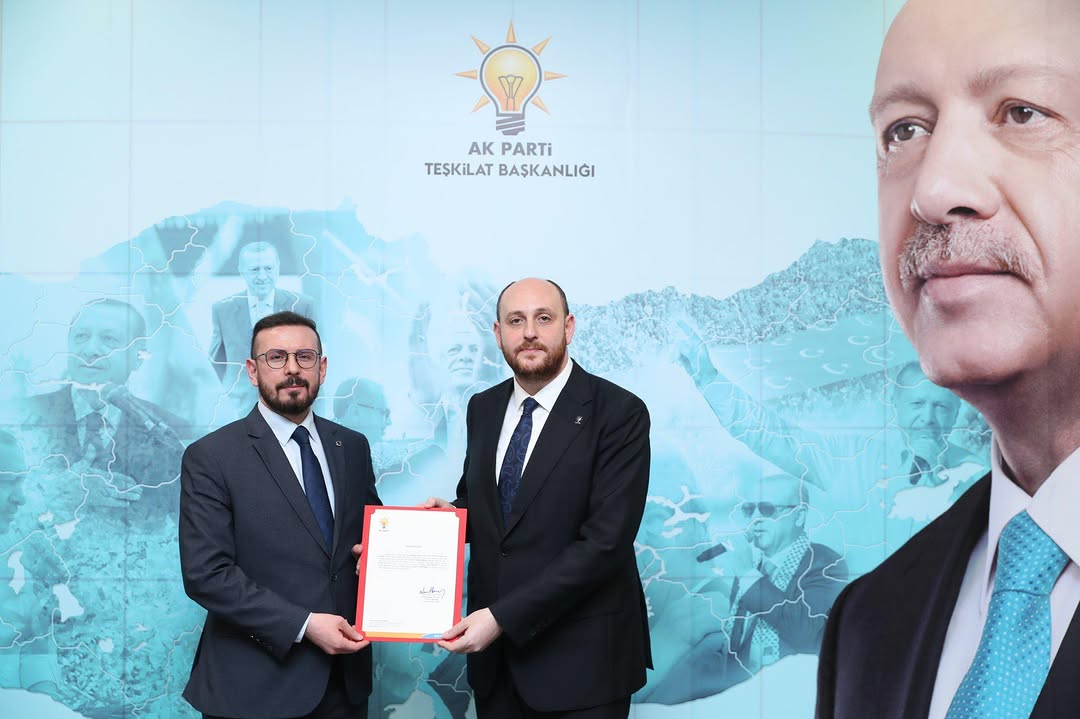 AK Parti Genel Teşkilat Başkanı Ahmet Büyükgümüş'ün Tensipleriyle Afyonkarahisar Merkez İlçe Başkanlığı Görevine Atama