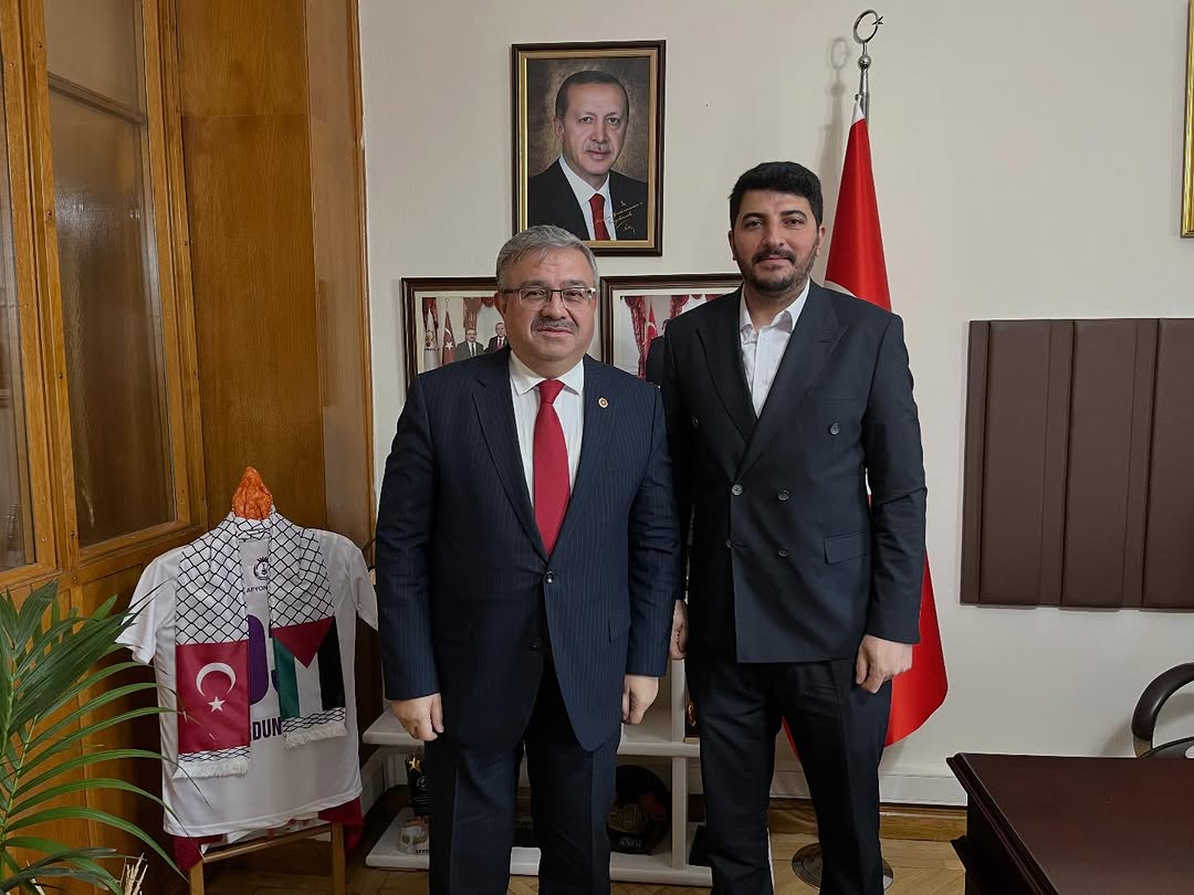 Ak Parti Milletvekili İbrahim Yurdunuseven, İhsaniye Kayıhan Belde Başkanı Ali Özdemir'i TBMM'de Ağırladı