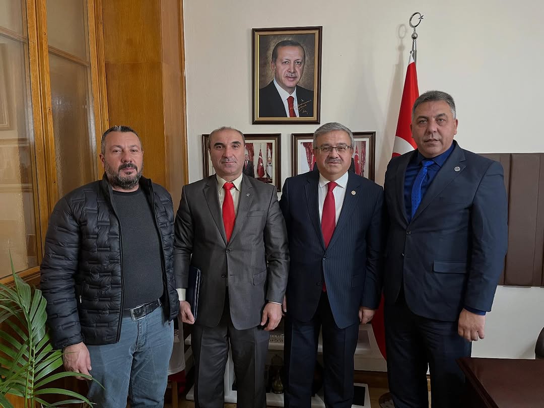 Ak Parti Milletvekili İbrahim Yurdunuseven, TBMM'de İlçe Başkanları ile Buluştu