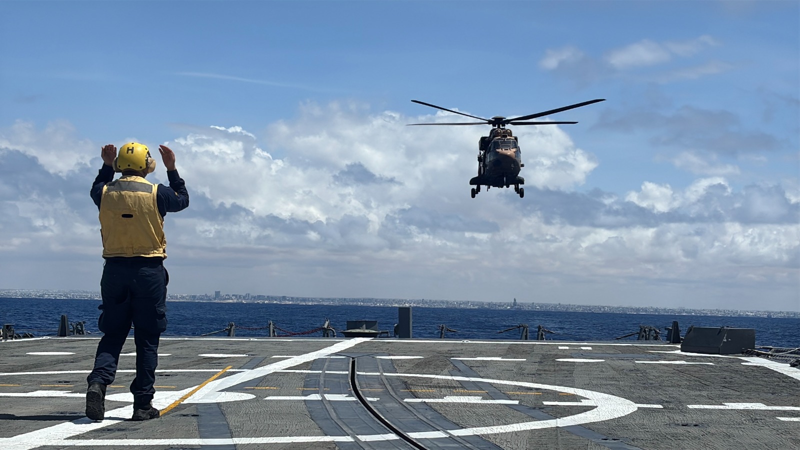 AS-532 Cougar helikopterleriyle tatbikat gerçekleştirildi
