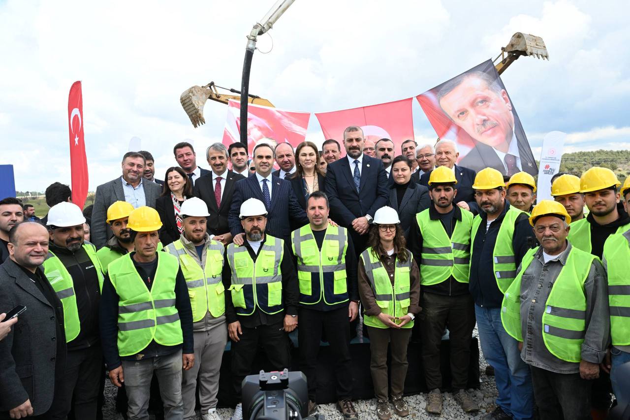 Bakan Kaçır, Uzunköprü'de Temel Atma Törenine Katıldı