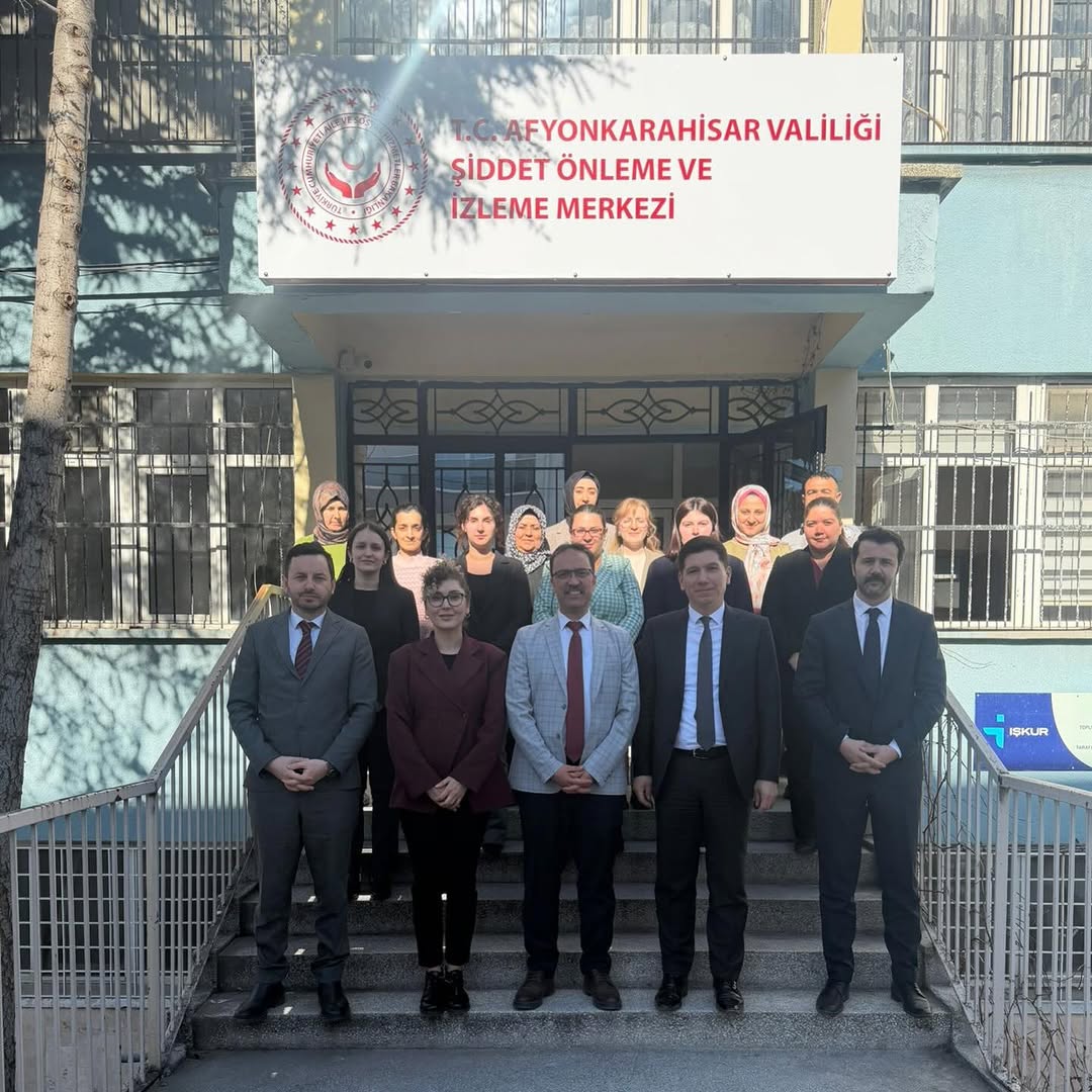 Bakanlık Temsilcisi Şiddet Önleme ve İzleme Merkezini Ziyaret Etti