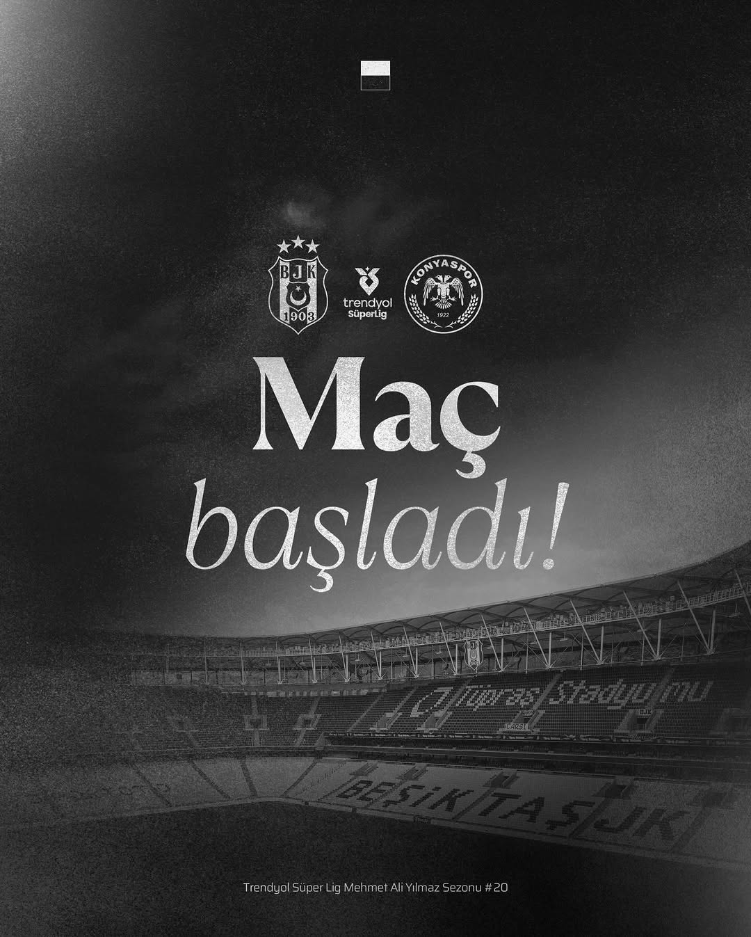 Beşiktaş Futbol Takımı Maça Başladı
