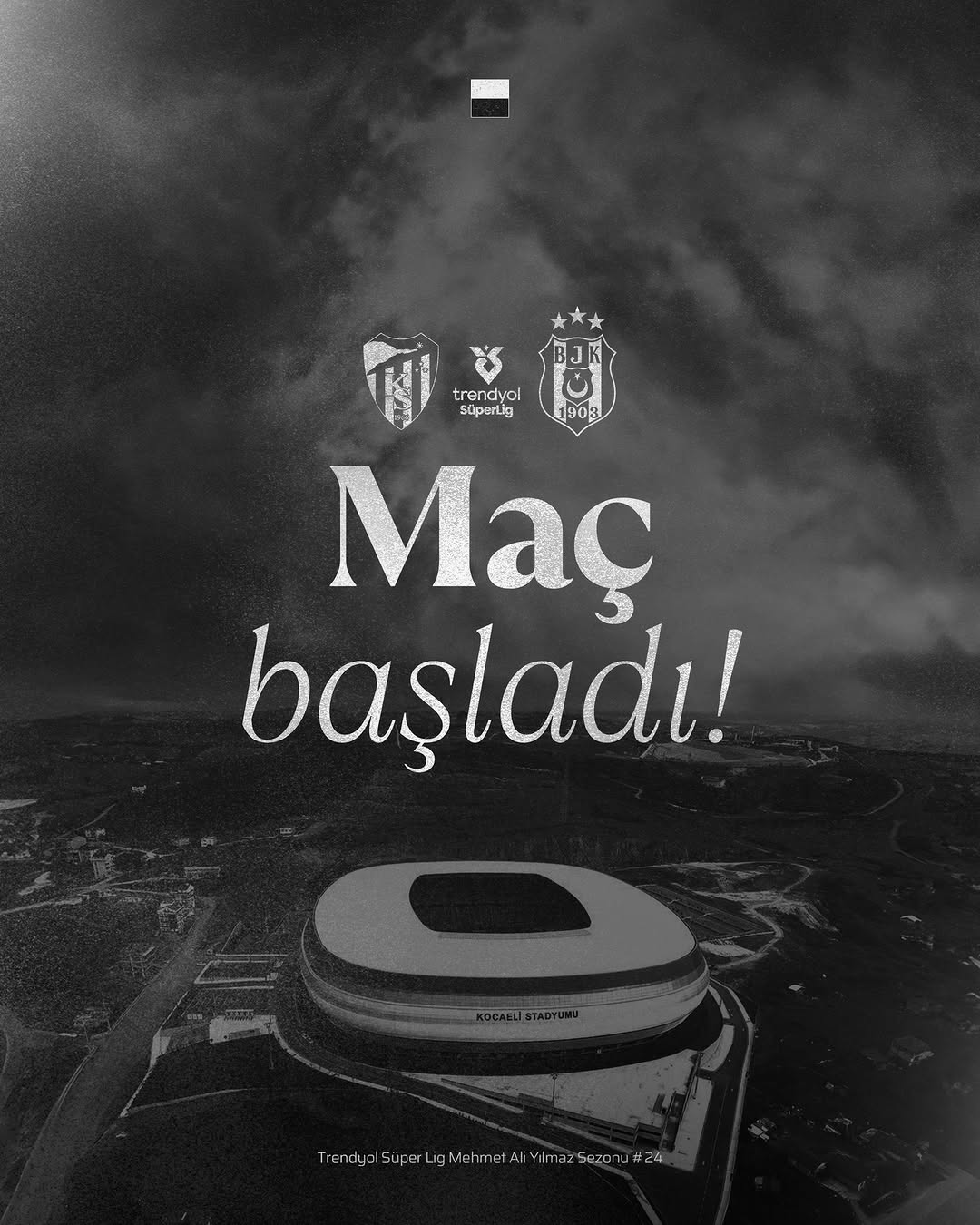 Beşiktaş Futbol Takımı Maçına Başladı