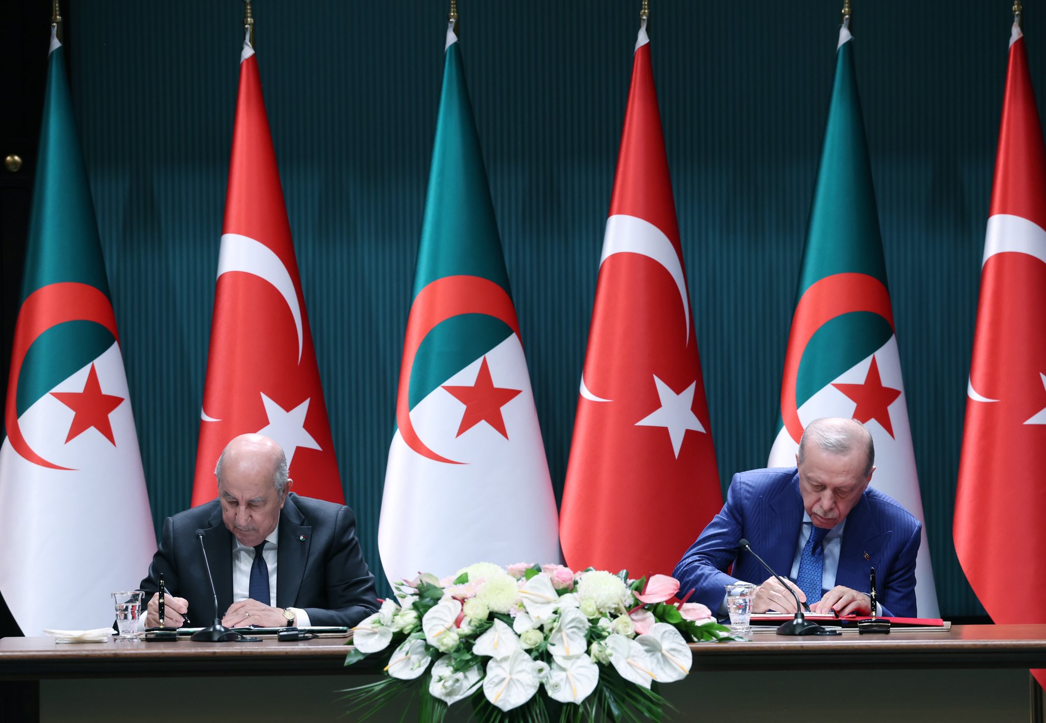 Cezayir ile stratejik iş birliği vurgusu