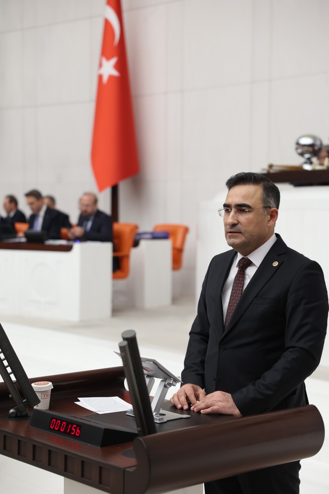 Hasan Arslan:“Türk Bayrağı Ortak Onurumuzdur”