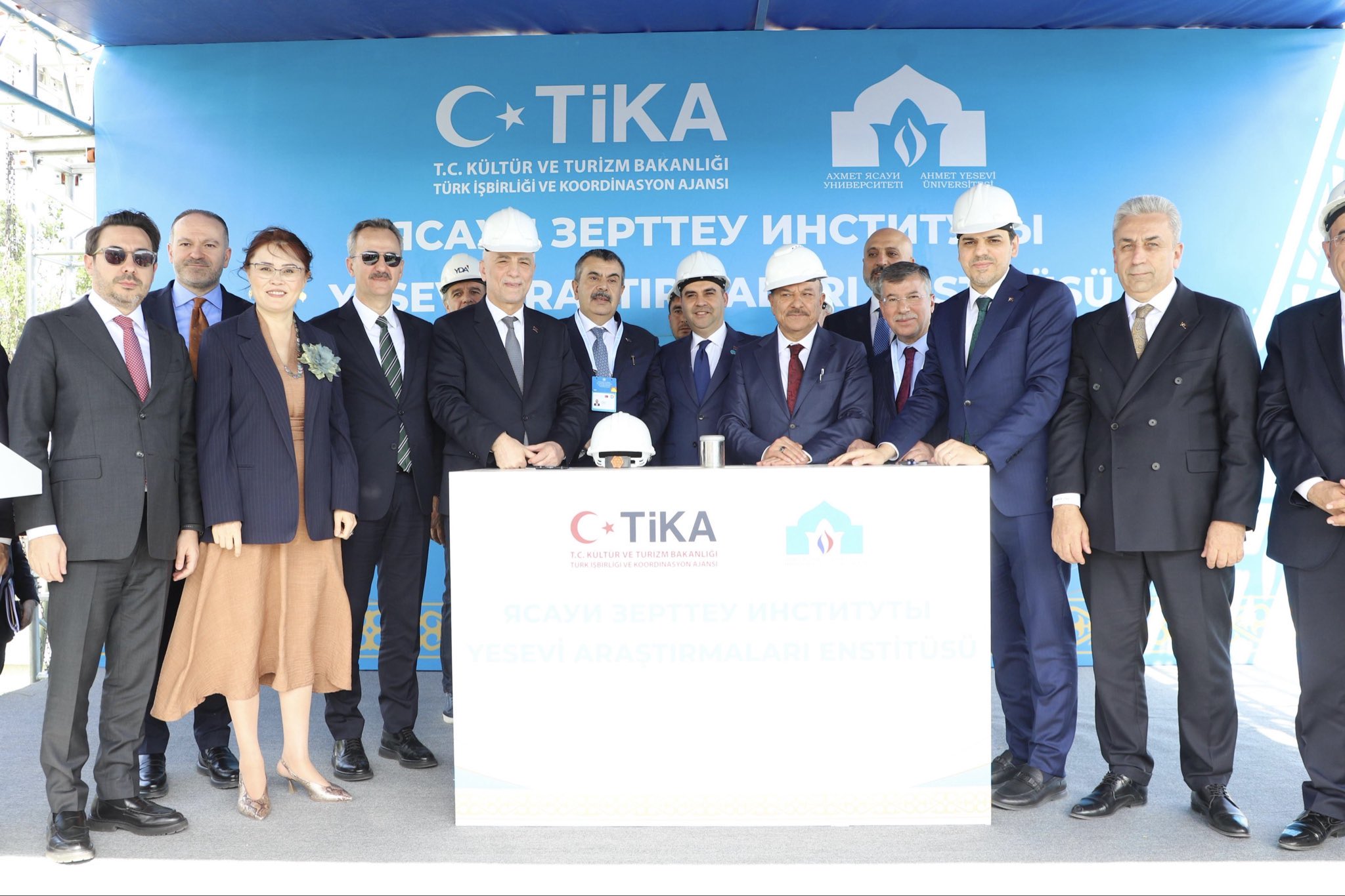 Kazakistan'da Yesevi Araştırmaları Enstitüsü Temel Atıldı