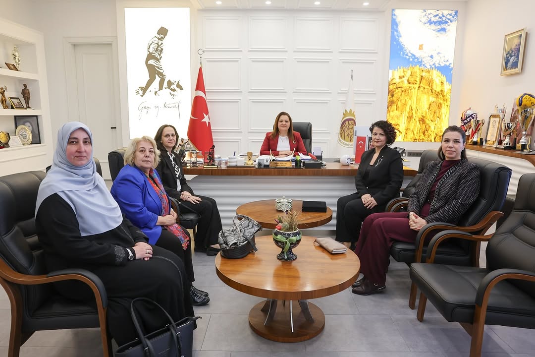TOBB Afyonkarahisar Kadın Girişimciler Kurulu İcra Komitesi Üyelerinden Görüş Alışverişi