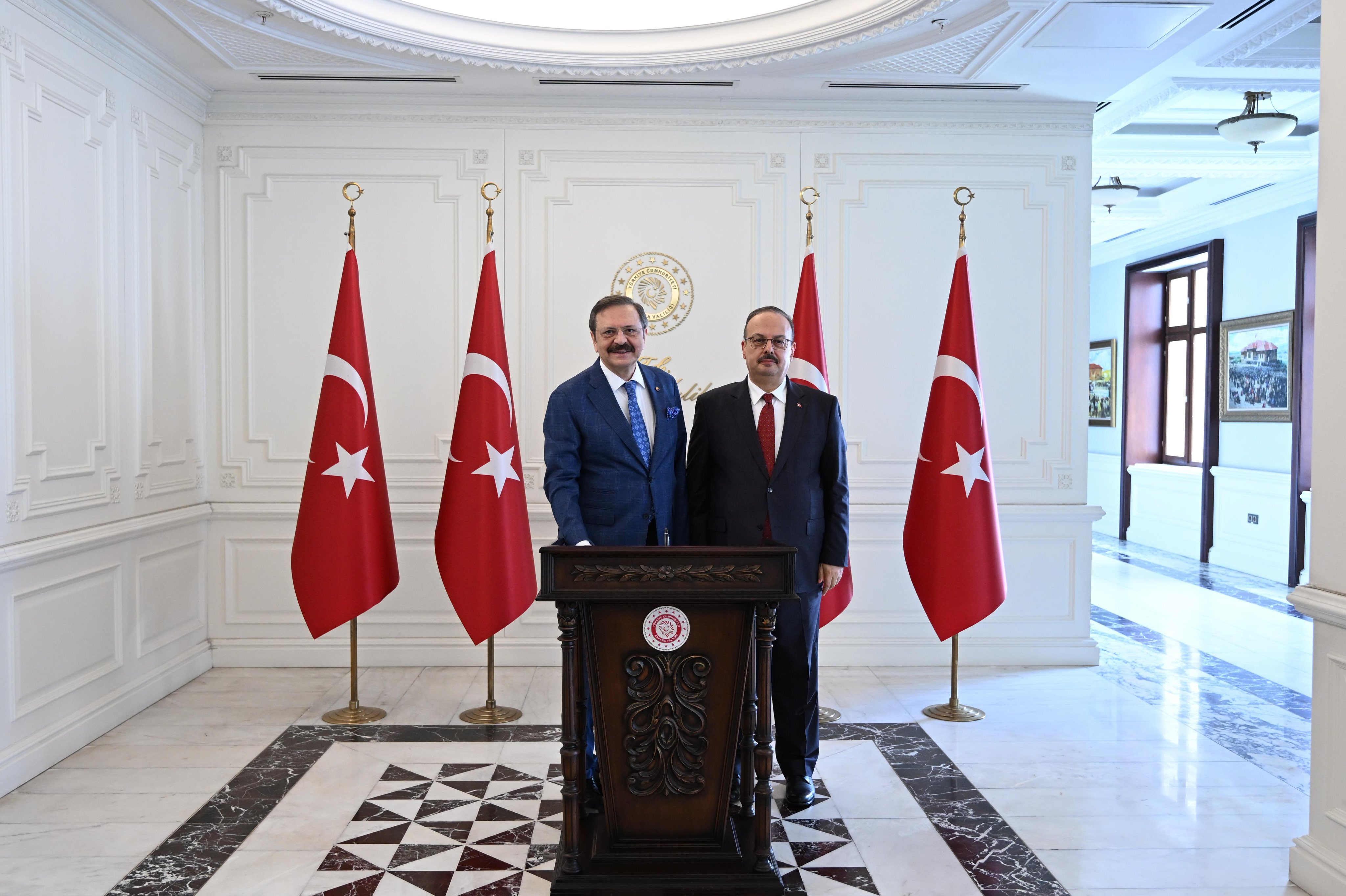 TOBB Yönetimi, Vali Canbolat'ı Ziyaret Etti