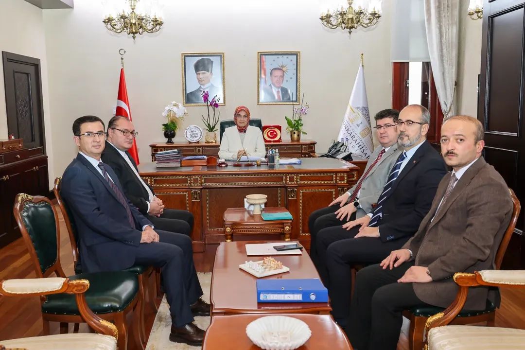 Vali Yiğitbaşı Başkanlığında Devam Eden Yatırımlar Değerlendirildi