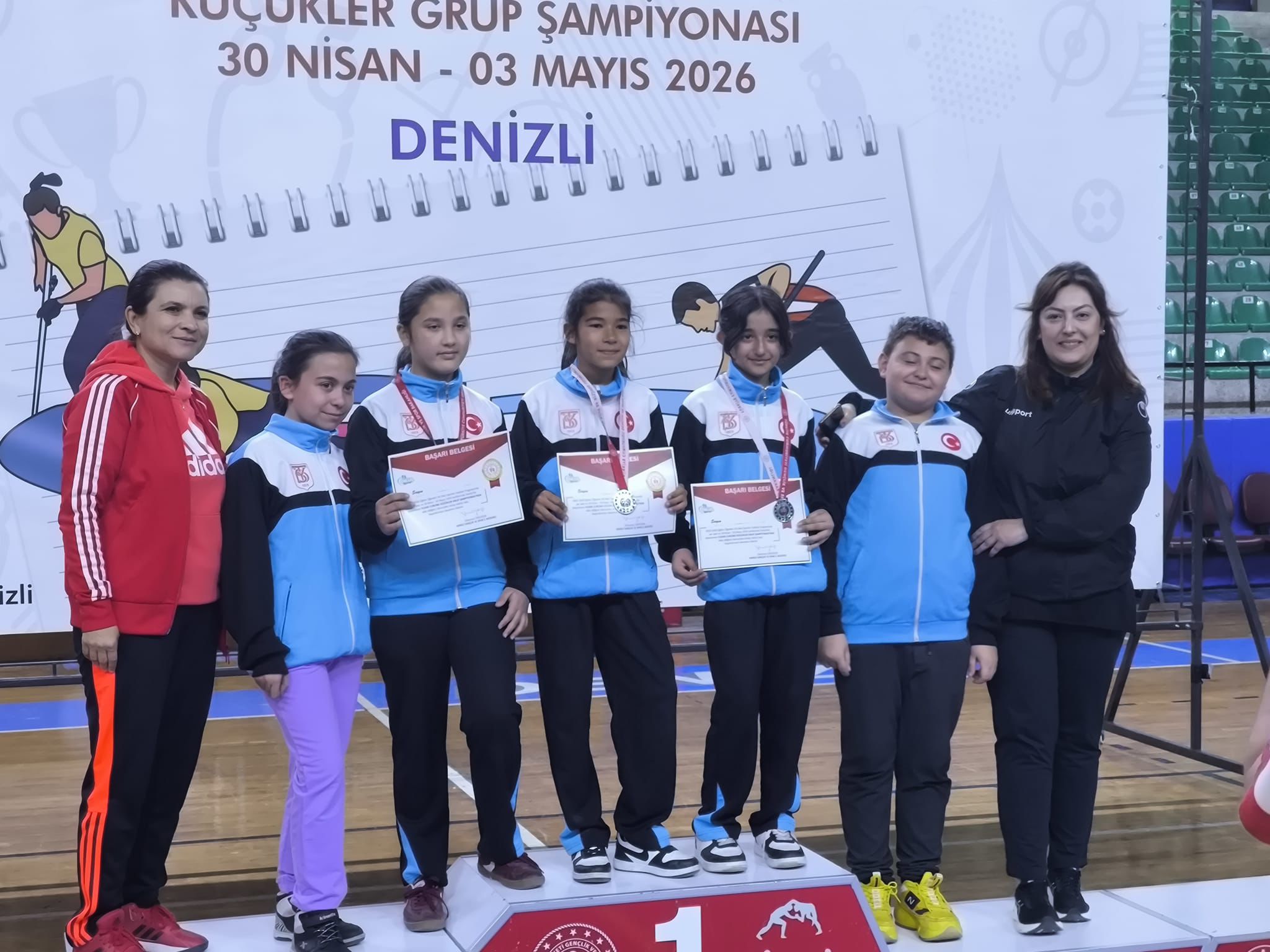 Yunus Emre Ortaokulu Floor Curling’de Bölge İkincisi Oldu