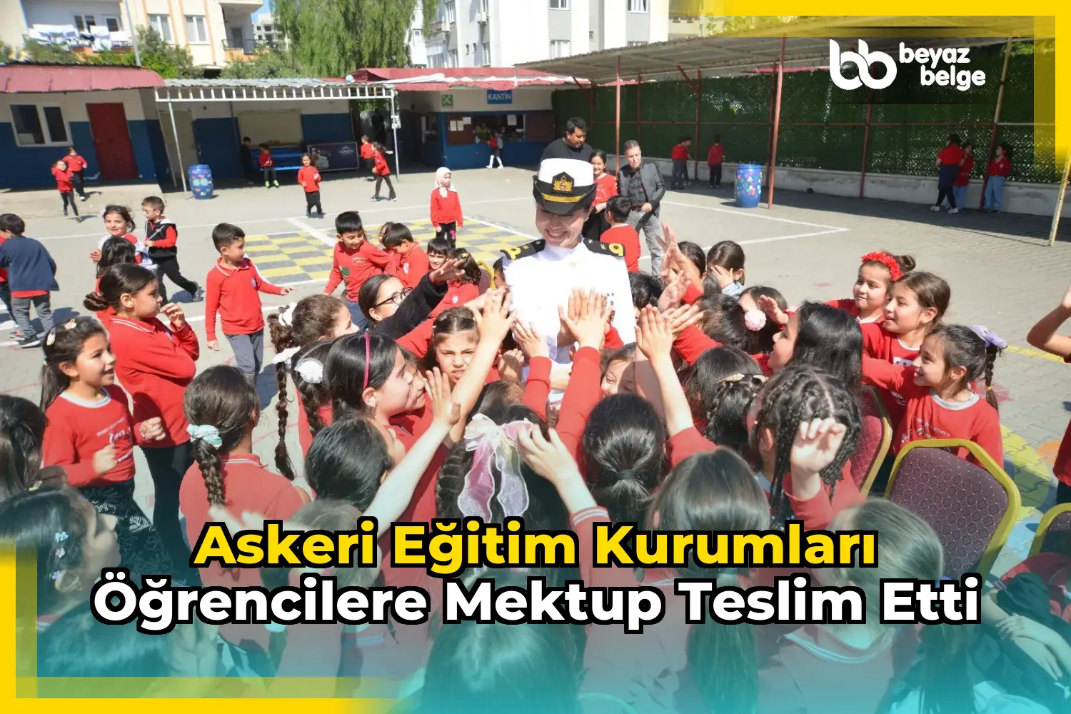 Askeri eğitim kurumları öğrencilere mektup teslim etti