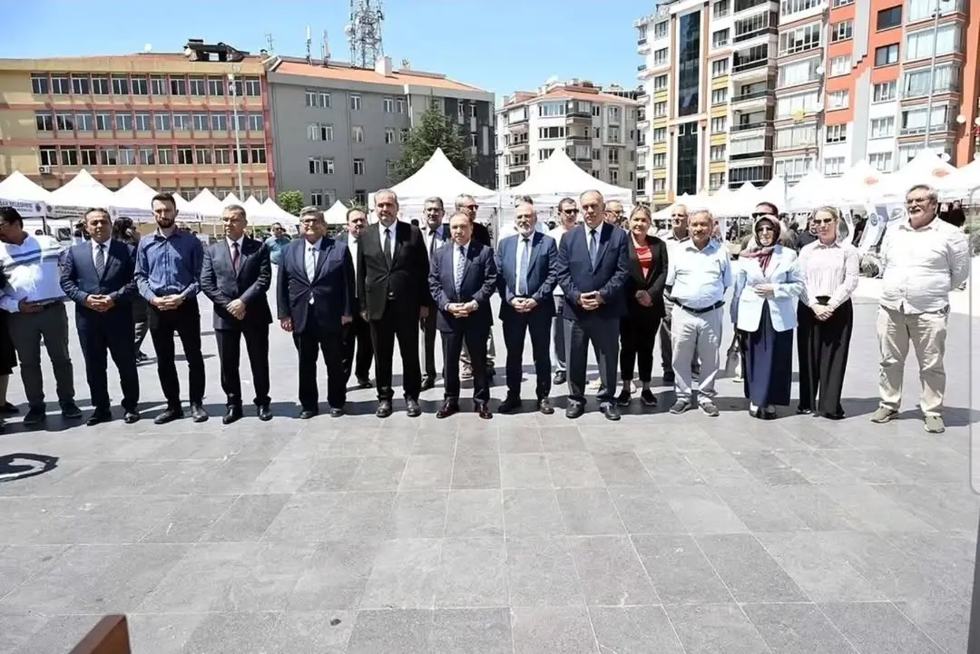 AFSÜ ve AKÜ Tanıtım Günleri Gençlere Rehberlik Sağladı