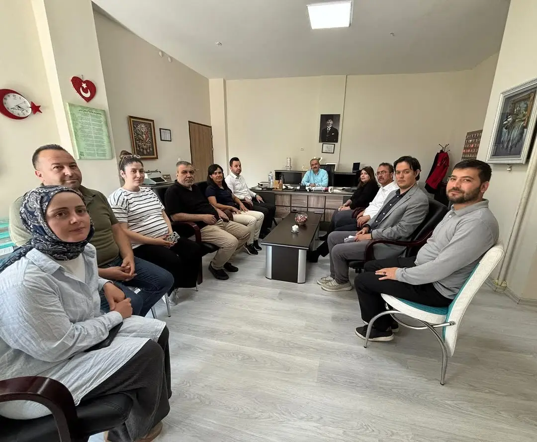Afyonkarahisar İl Müdürü Bilal Erdoğan, Sandıklı Hüseyin Develi Huzurevi'ni Ziyaret Etti