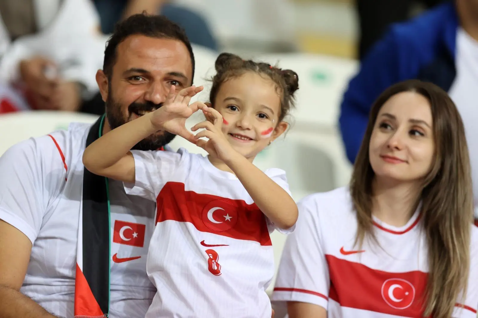 Aile, toplum ve geleceğin güçlendirilmesi vurgusu