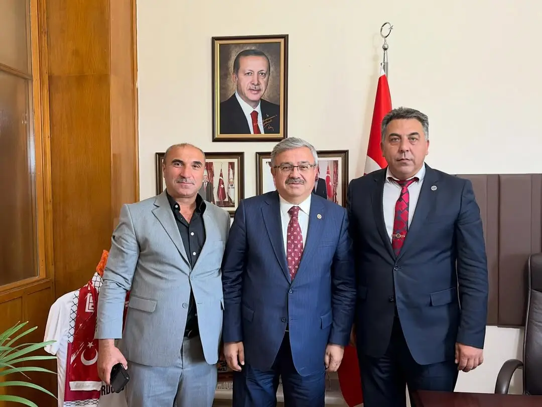 Ak Parti Milletvekili İbrahim Yurdunuseven TBMM'de İlçe Başkanlarını Ağırladı