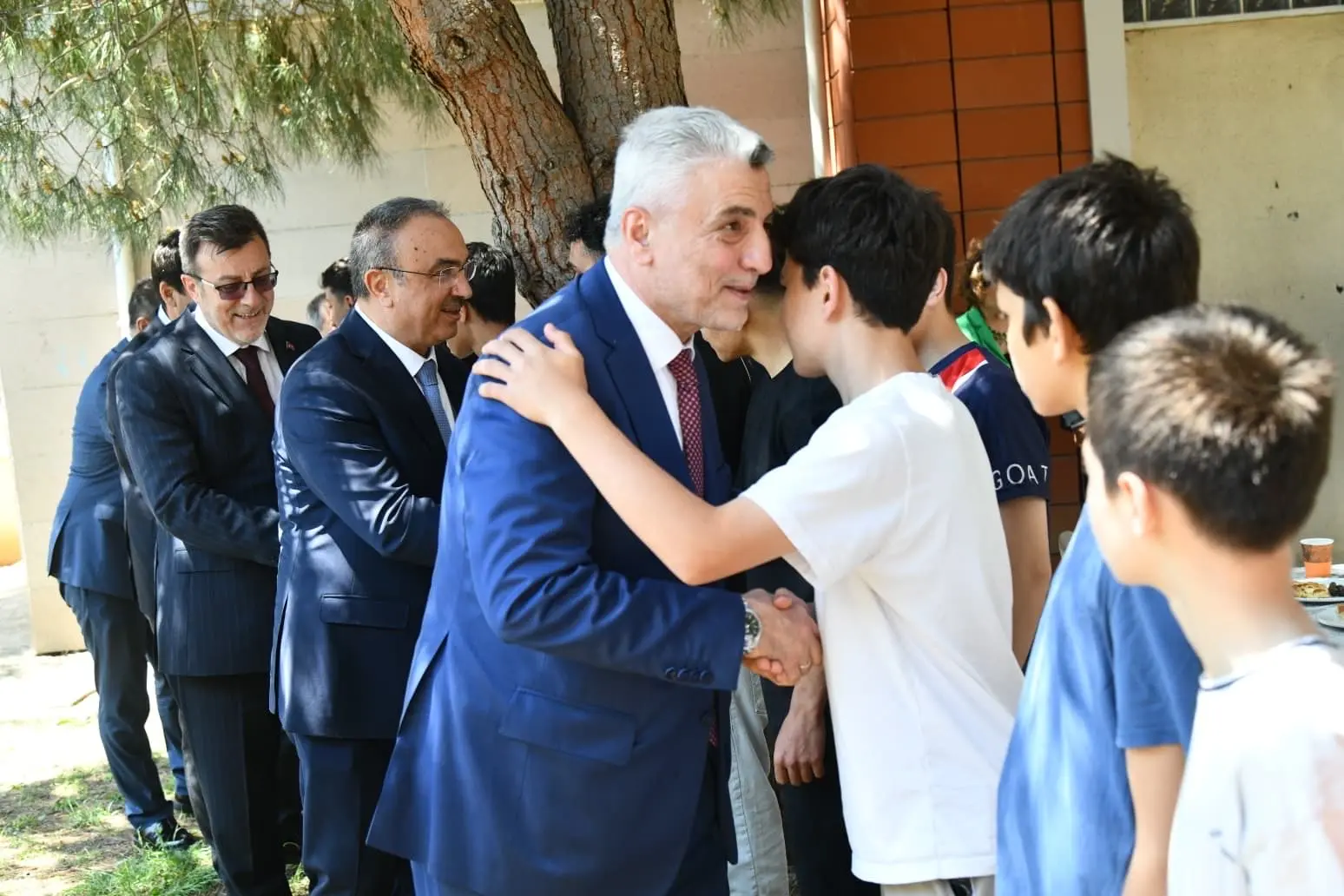 Eid al-Adha'da çocuklarla bir araya gelindi