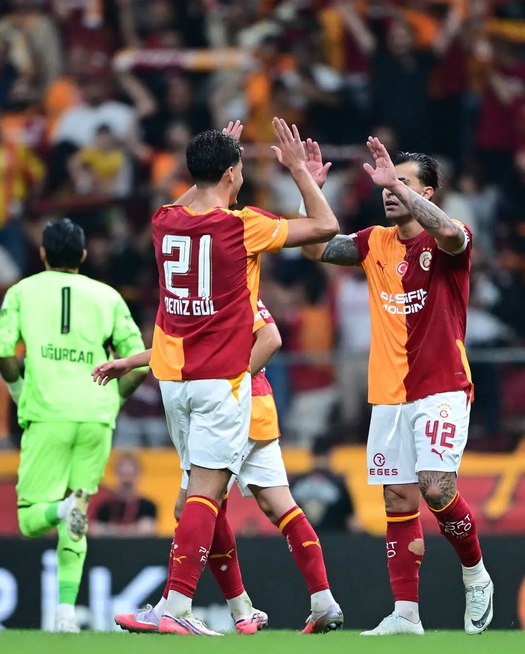 Galatasaray Ailesine Günaydın Mesajı