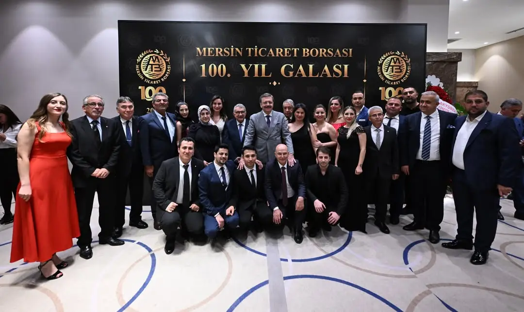 Mersin Ticaret Borsası Genel Sekreteri ve Çalışanları Özverili Çalışmalarından Dolayı Tebrik Edildi