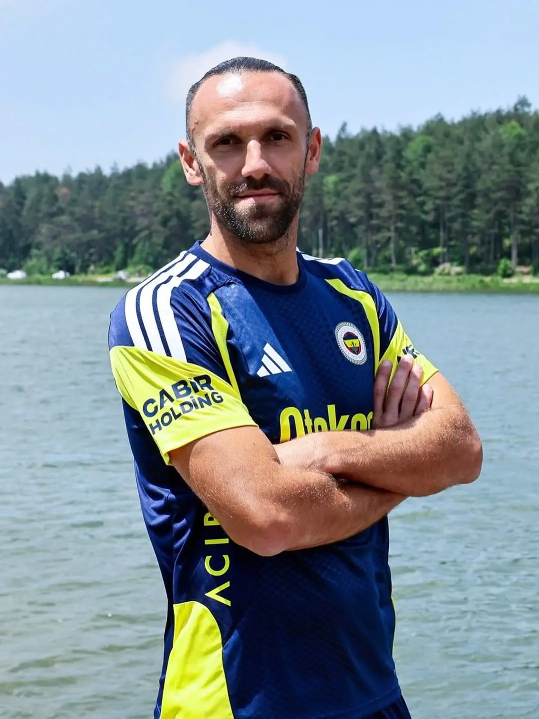Vedat Muriqi Fenerbahçe'ye Dönüşünü Kutluyor