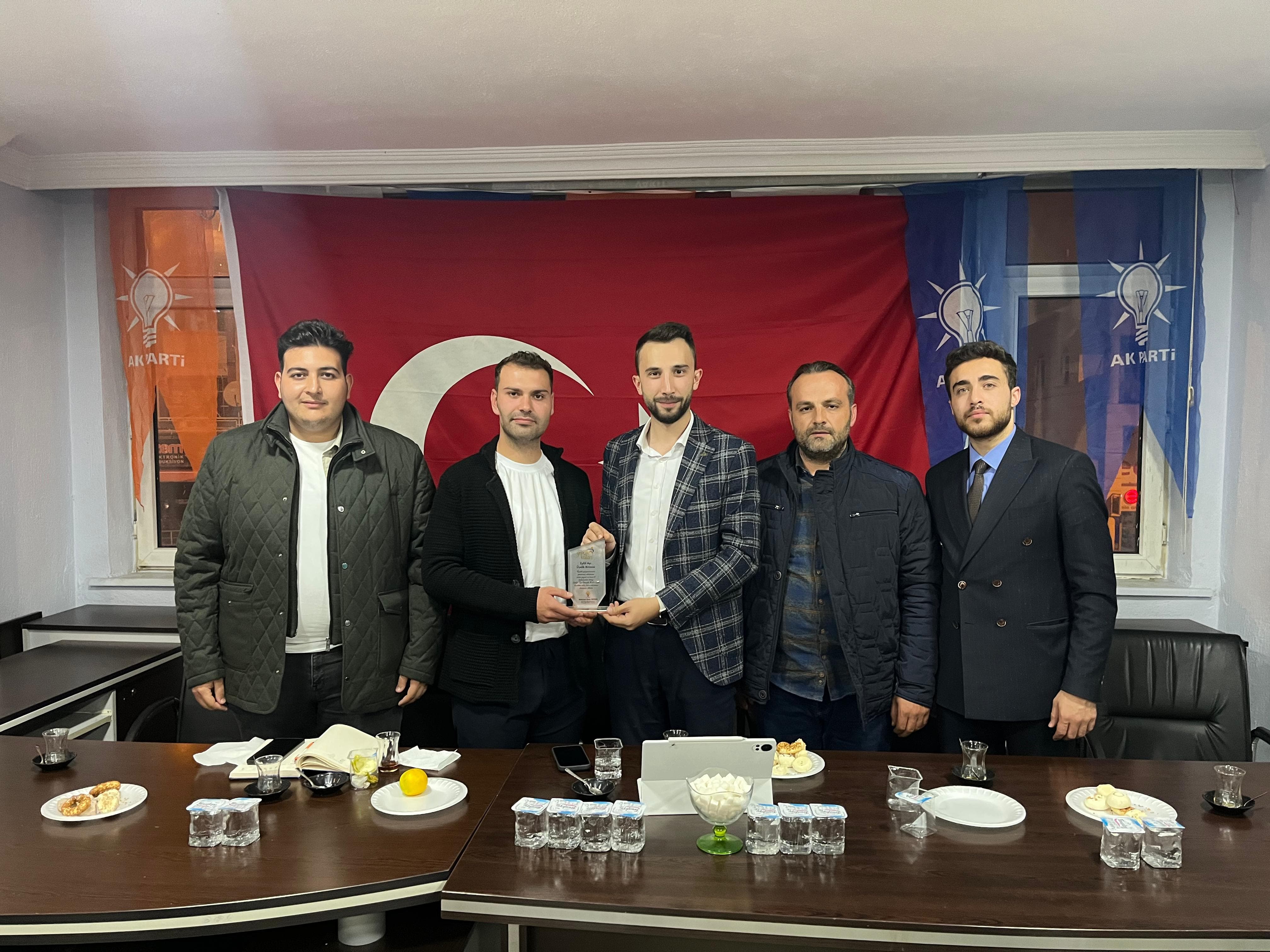 BAŞKAN İNTEPE  GENÇLERİMİZLE TÜRKİYE YÜZYILI’NI BİRLİKTE İNŞA EDİYORUZ