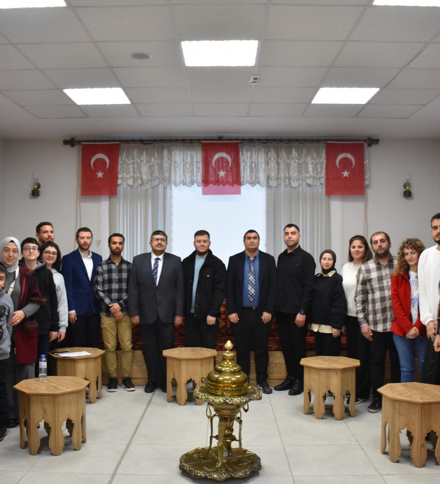 Genç Yüreklerden Bayrak ve Vatan Şiirleri