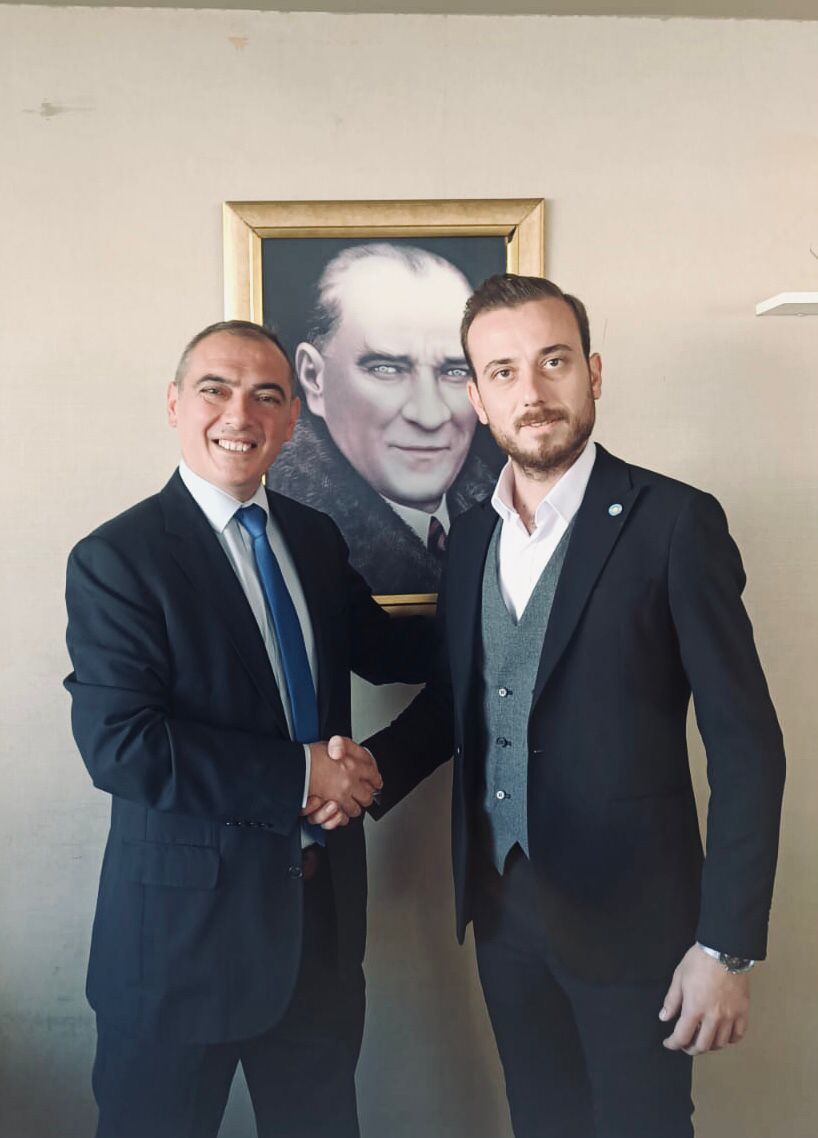 EFSANE GENÇ BAŞKAN