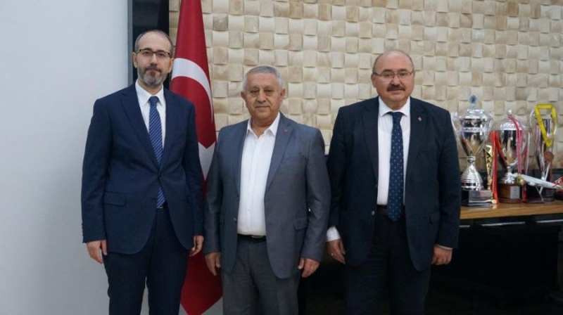 AK Parti Milletvekili Aday Adayı Dr. Öztürk sahalarda